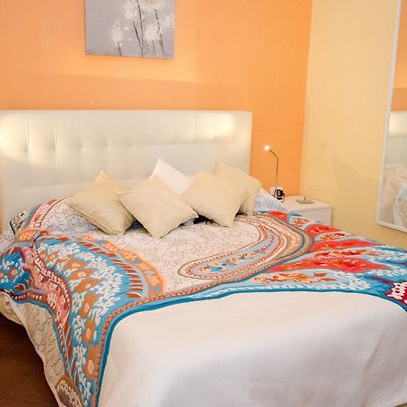 B&B L'Incrocio Salerno Bagian luar foto