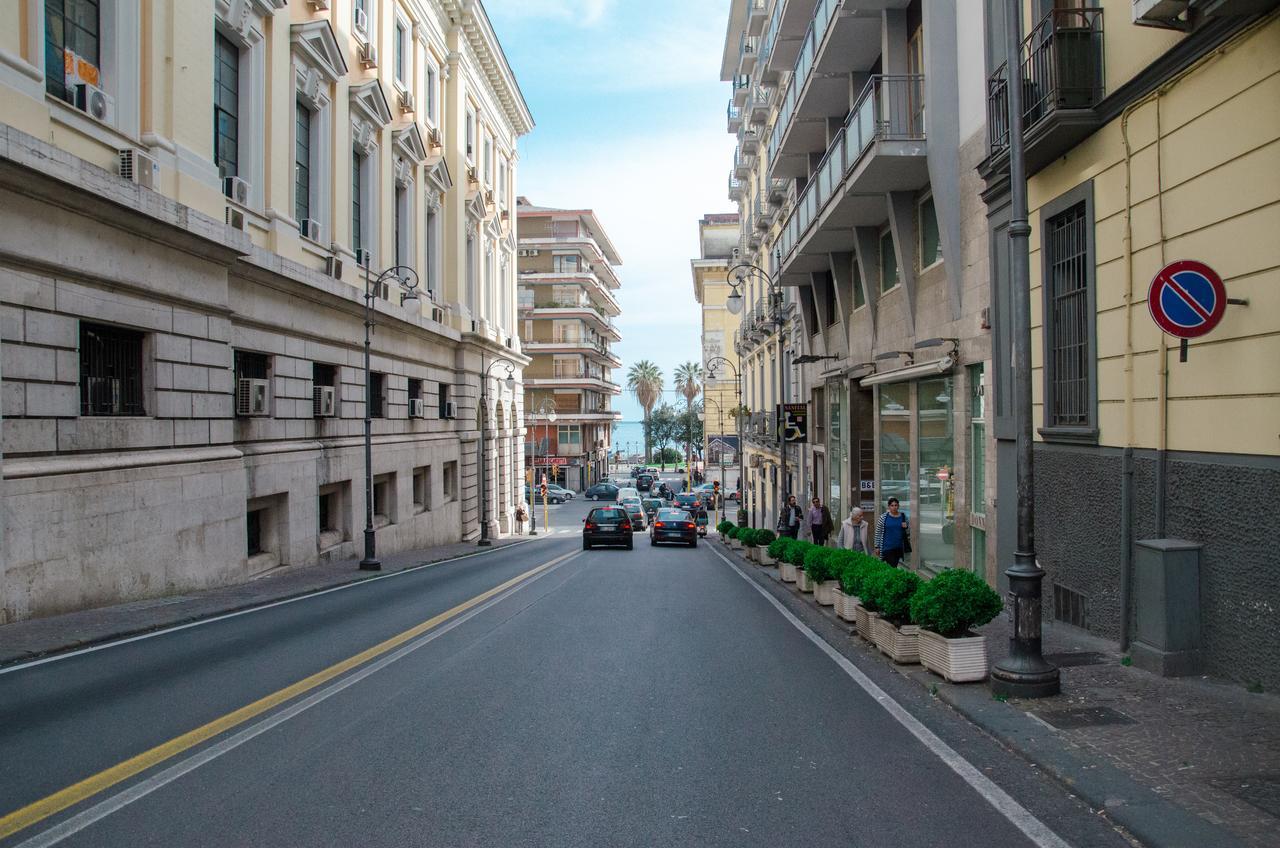 B&B L'Incrocio Salerno Bagian luar foto