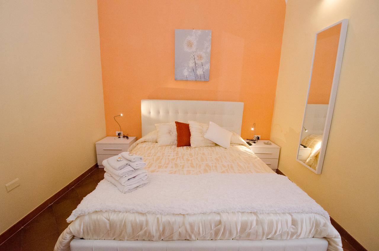 B&B L'Incrocio Salerno Bagian luar foto