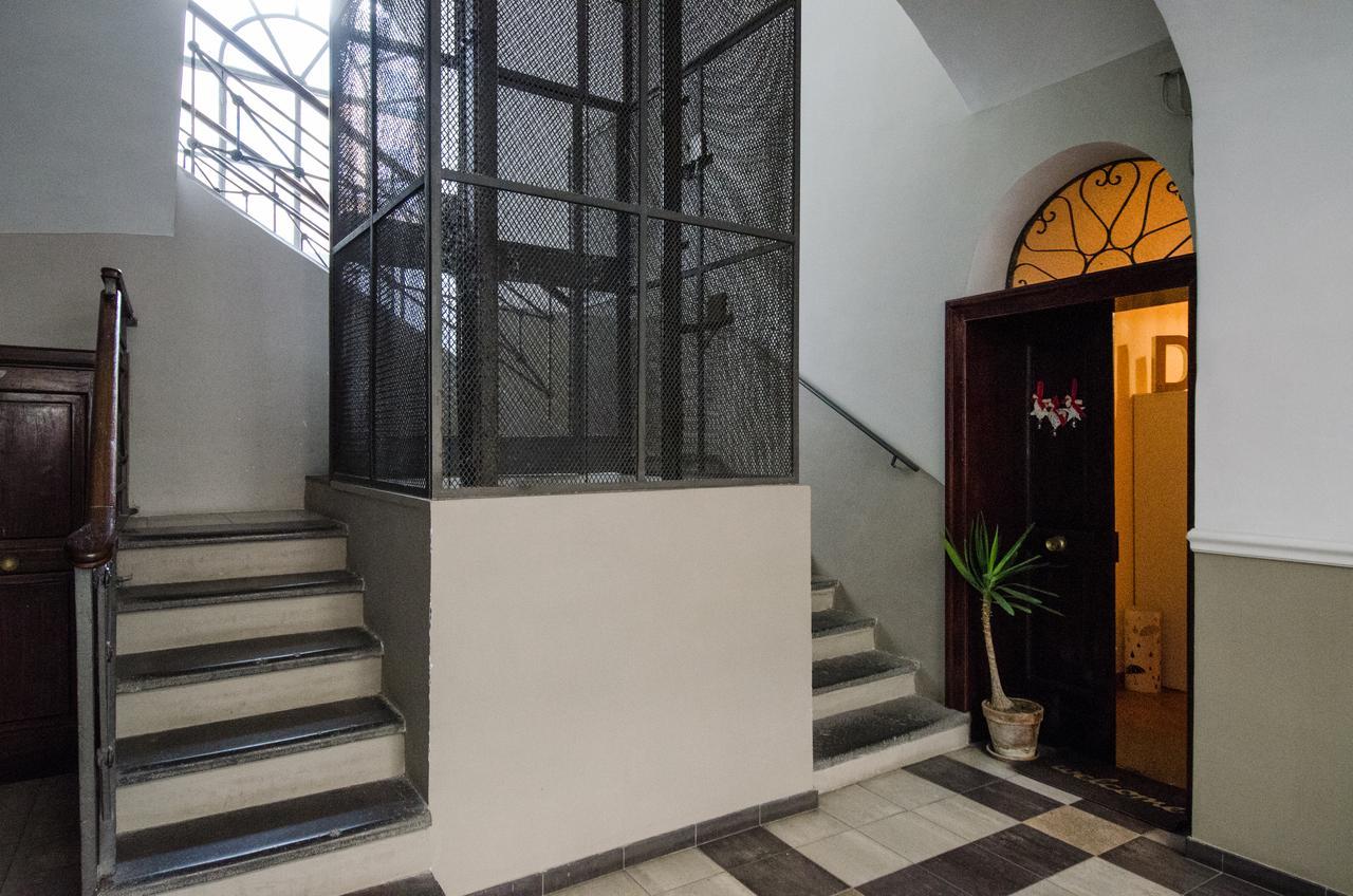 B&B L'Incrocio Salerno Bagian luar foto