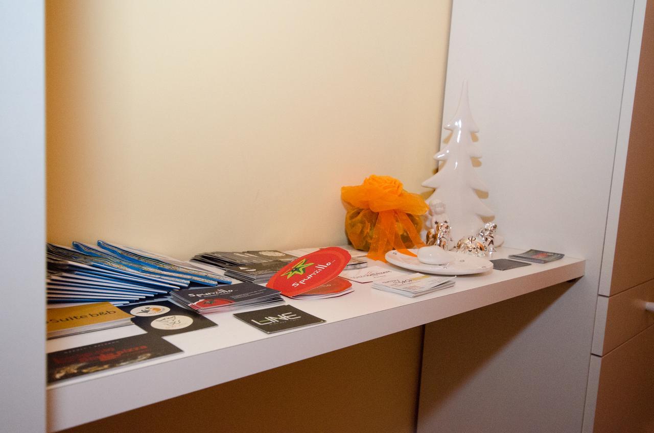 B&B L'Incrocio Salerno Bagian luar foto