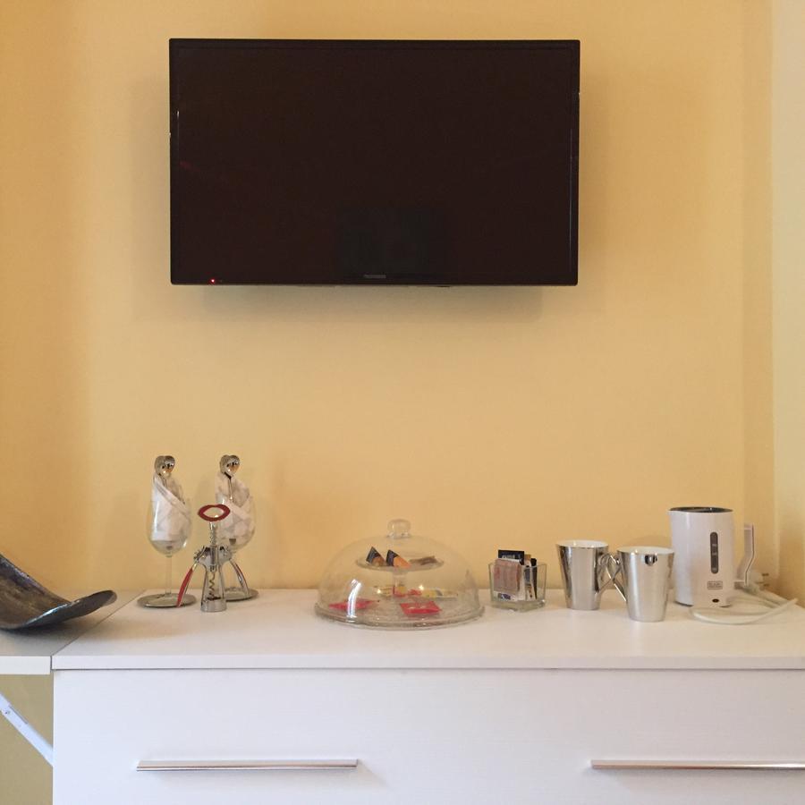 B&B L'Incrocio Salerno Bagian luar foto